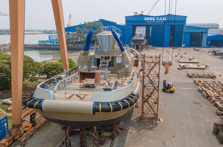 Sản phẩm tàu đóng mới tại Công ty Cổ phần Đóng tàu Sông Cấm. Ảnh: TẠ HẢI