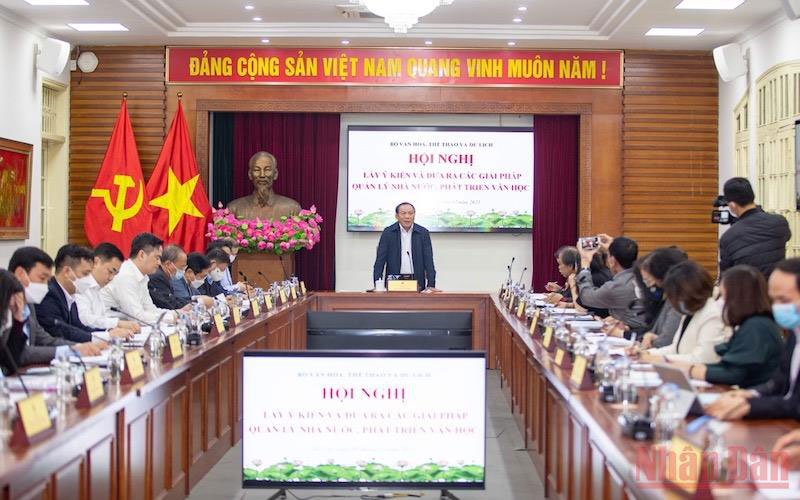 Toàn cảnh hội nghị.