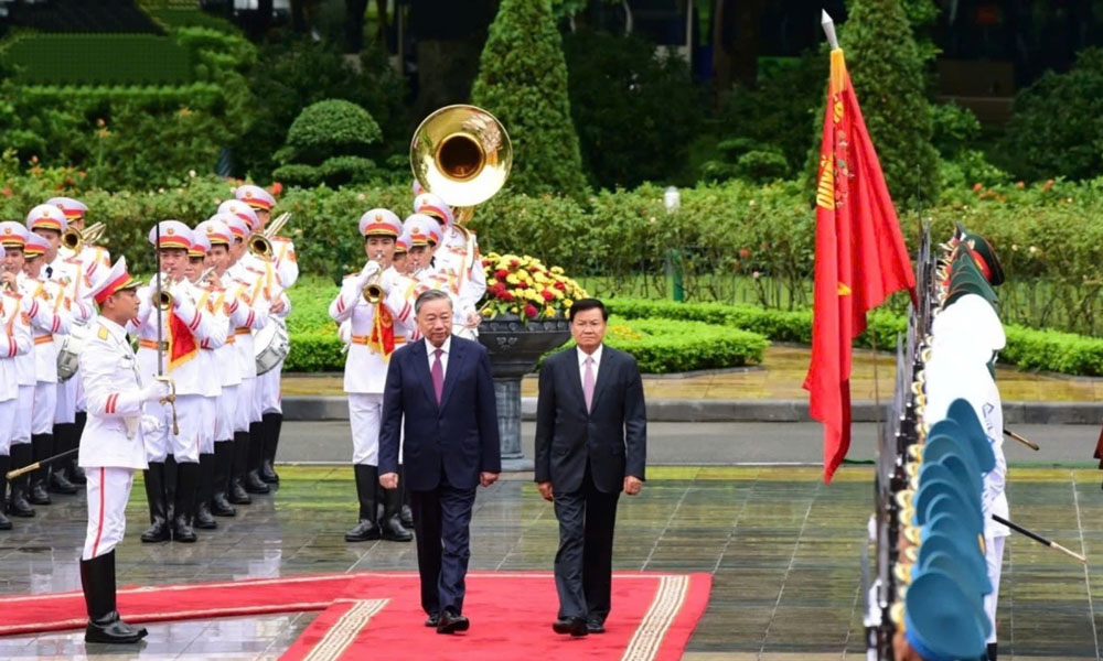 Tổng Bí thư, Chủ tịch nước Lào Thongloun Sisoulith thăm cấp Nhà nước đến Việt Nam.