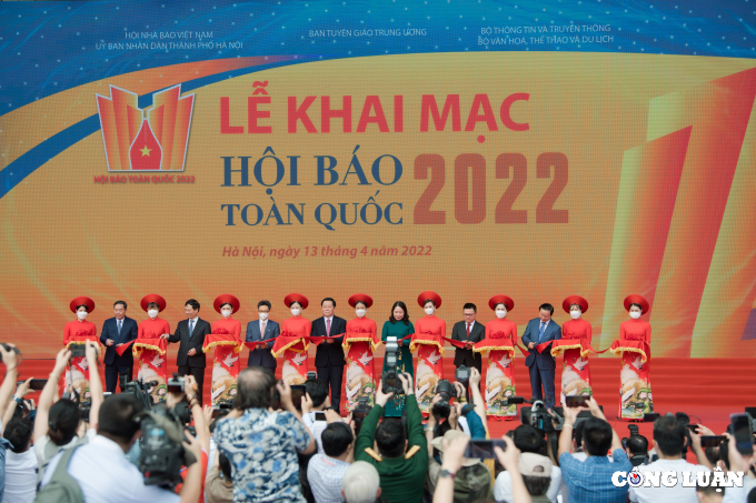 Từ 13/4 đến hết ngày 15/4, tại Bảo tàng Hà Nội, Hội Báo toàn quốc năm 2022 đã diễn ra. Kể từ ngày khai mạc Hội báo đã thu hút hàng trăm nhà báo phóng viên đến tác nghiệp.