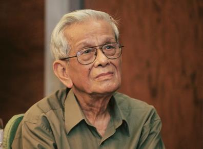 Nhà báo Hữu Thọ.