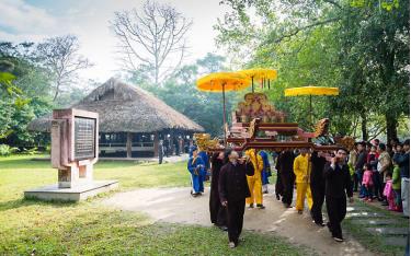 Lễ rước Thành hoàng làng Tân Lập, xã Tân Trào, huyện Sơn Dương (tỉnh Tuyên Quang), nét văn hóa truyền thống thu hút đông đảo du khách.