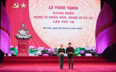 Buổi Tổng duyệt chương trình Lễ trao danh hiệu NSND, NSƯT lần thứ 10 được thực hiện vào sáng 5/3. Ảnh: Báo điện tử Tổ Quốc