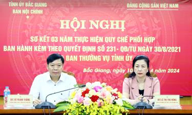 Các đồng chí Lê Thị Thu Hồng và Vũ Mạnh Thắng chủ trì hội nghị