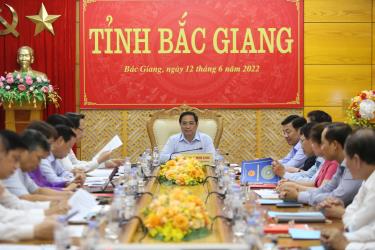 Quang cảnh buổi làm việc.