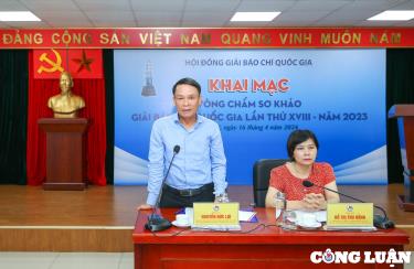 Nhà báo Nguyễn Đức Lợi, Phó Chủ tịch thường trực Hội Nhà báo Việt Nam, Chủ tịch Hội đồng sơ khảo Giải báo chí Quốc gia lần thứ XVIII năm 2023 phát biểu tại buổi khai mạc.
