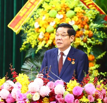 Đồng chí Nguyễn Văn Gấu phát biểu khai mạc Đại hội.