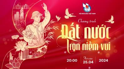 Chương trình “Đất nước trọn niềm vui” tại Nhà hát Lớn Hà Nội.
